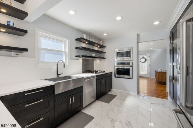 15 Nestro Rd, West Orange Twp., NJ 07052