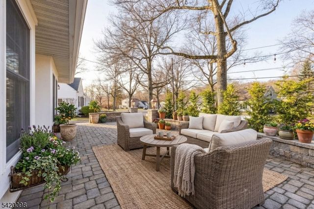 15 Nestro Rd, West Orange Twp., NJ 07052