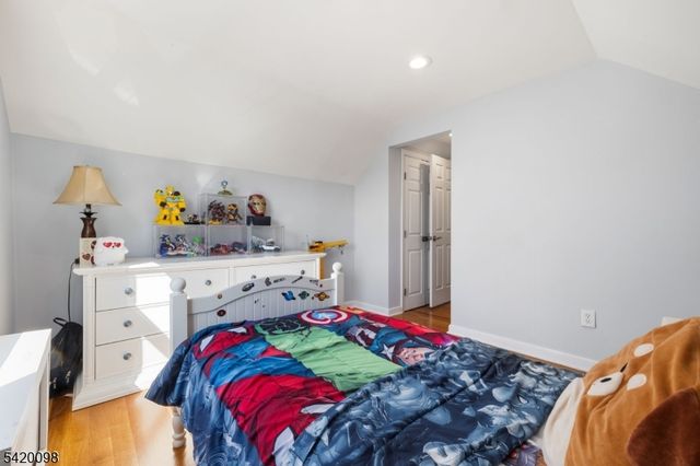 15 Nestro Rd, West Orange Twp., NJ 07052