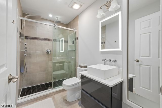 15 Nestro Rd, West Orange Twp., NJ 07052