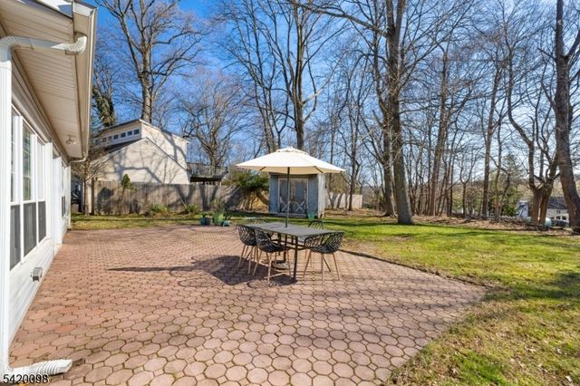 15 Nestro Rd, West Orange Twp., NJ 07052