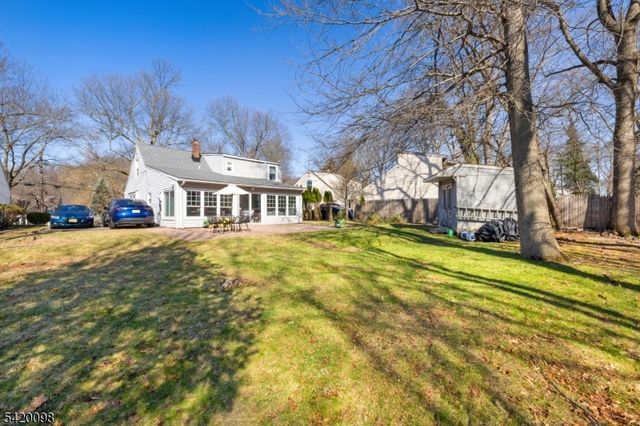 15 Nestro Rd, West Orange Twp., NJ 07052