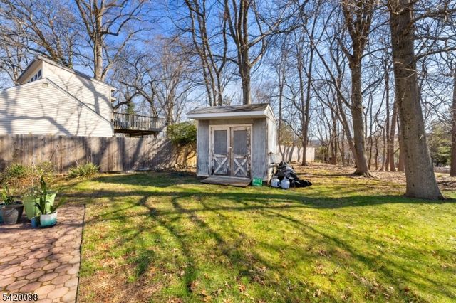 15 Nestro Rd, West Orange Twp., NJ 07052