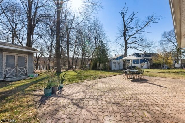 15 Nestro Rd, West Orange Twp., NJ 07052