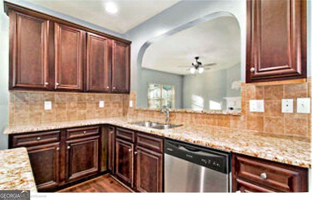 14 Madrid Avenue, Newnan, GA 30263