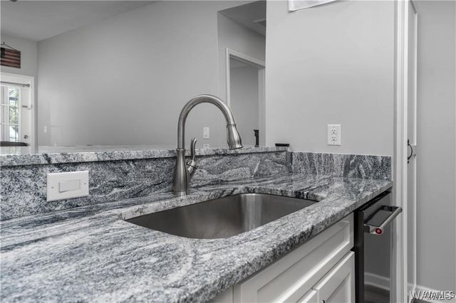 708 11th 122, Tuscaloosa, AL 35401