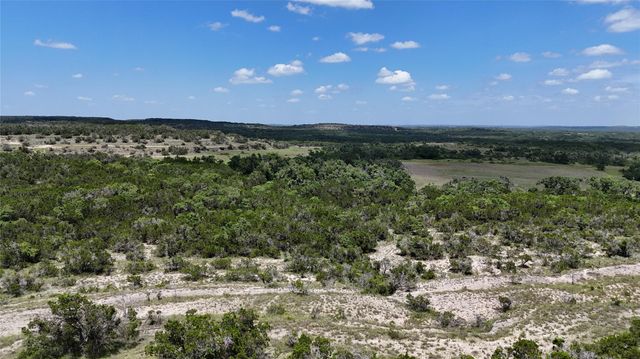 1136 Lakeside DR, Wimberley, TX 78676