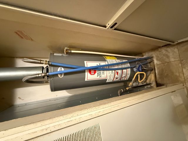 409 E Wood Lane, Belvidere, IL 61008