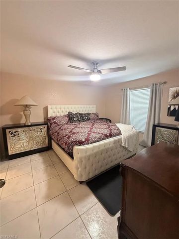 9580 Victoria LN # A102, Naples, FL 34109