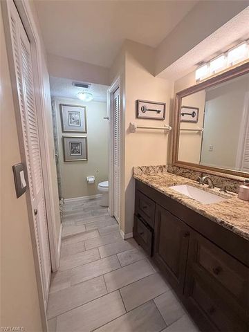 9580 Victoria LN # A102, Naples, FL 34109