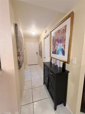 9580 Victoria LN # A102, Naples, FL 34109