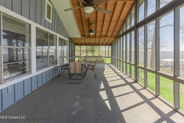 95 Nesting Site, Vicksburg, MS 39183