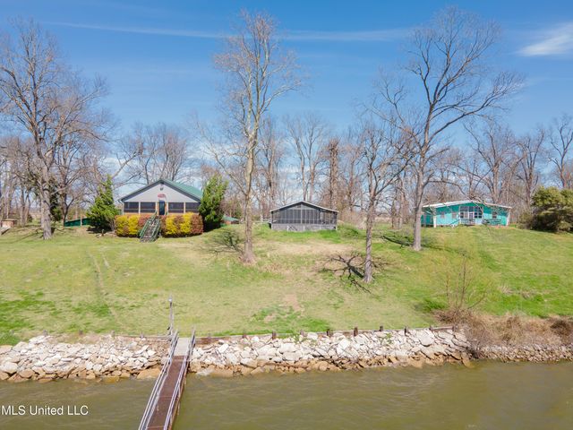 95 Nesting Site, Vicksburg, MS 39183