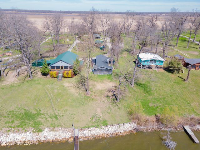 95 Nesting Site, Vicksburg, MS 39183