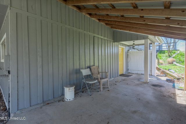 95 Nesting Site, Vicksburg, MS 39183