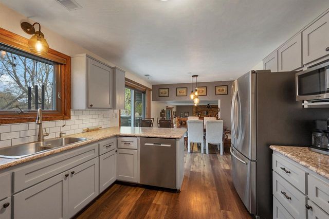 2930 DEVROY LANE, Green Bay, WI 54313