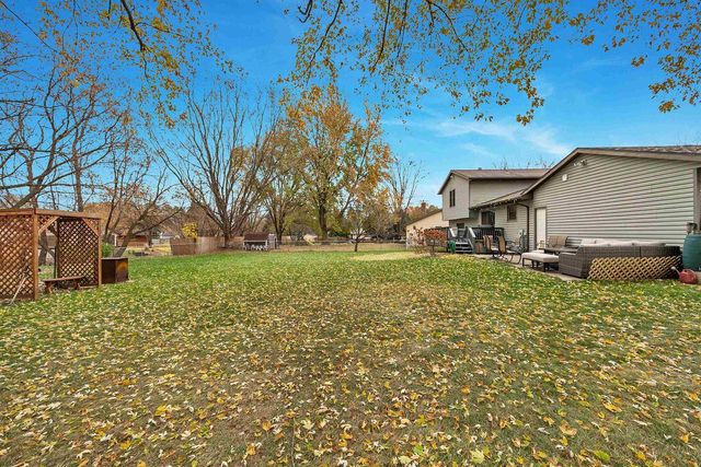 2930 DEVROY LANE, Green Bay, WI 54313