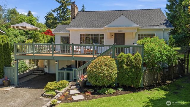 1051 2nd Avenue S, Edmonds, WA 98020