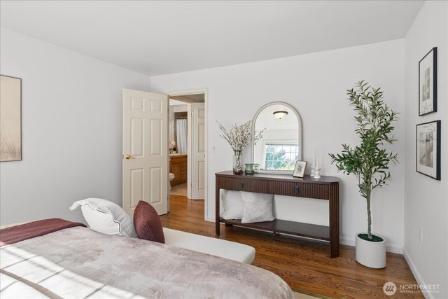 1051 2nd Avenue S, Edmonds, WA 98020