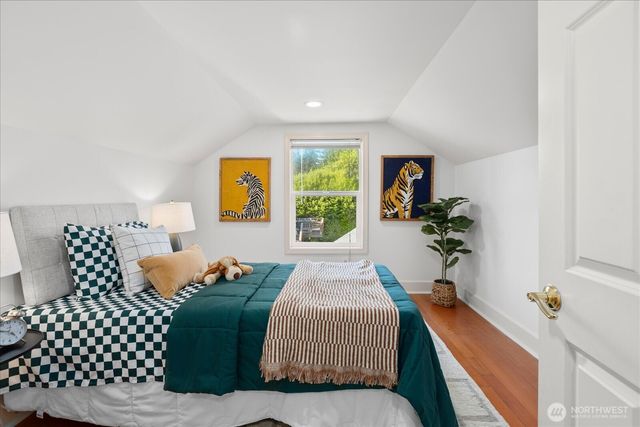 1051 2nd Avenue S, Edmonds, WA 98020