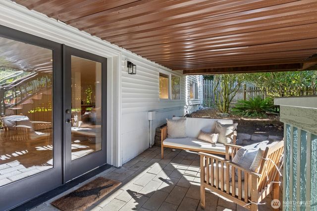 1051 2nd Avenue S, Edmonds, WA 98020