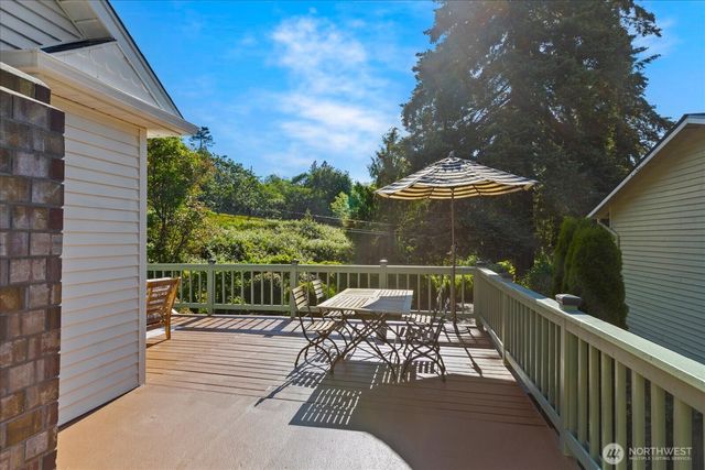 1051 2nd Avenue S, Edmonds, WA 98020