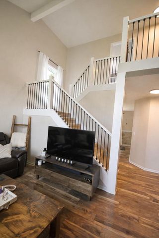 1607 Meadow LANE, Elkhorn, WI 53121