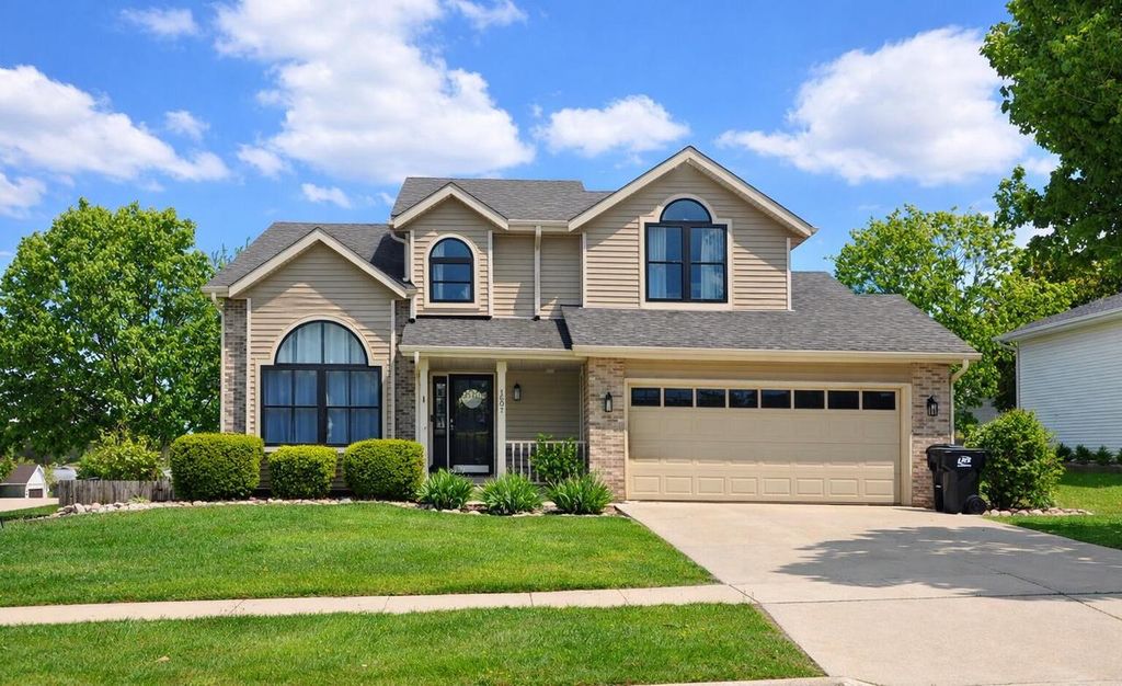1607 Meadow LANE, Elkhorn, WI 53121