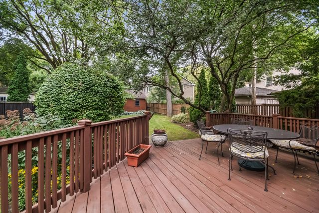 2330 Brown Avenue, Evanston, IL 60201