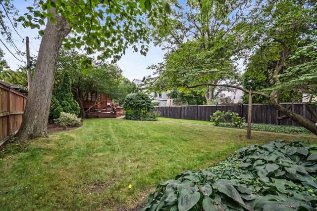 2330 Brown Avenue, Evanston, IL 60201