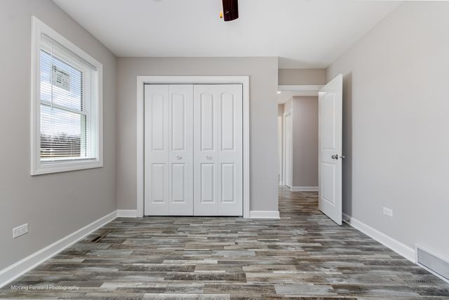 38w715 Huntley Road, West Dundee, IL 60118