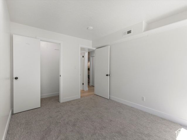5561 S WILLOW LN #C, Murray, UT 84107