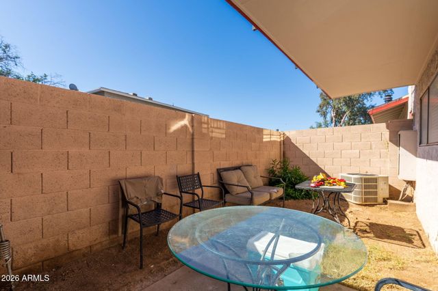 3346 W HARMONT Drive, Phoenix, AZ 85051