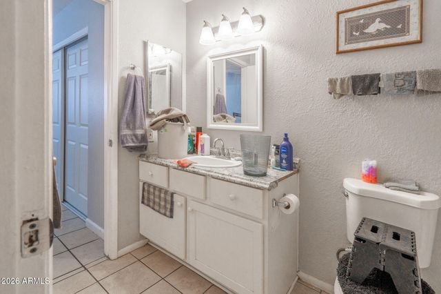 3346 W HARMONT Drive, Phoenix, AZ 85051
