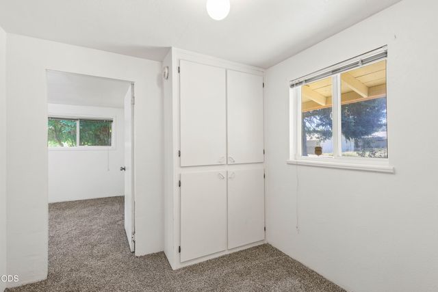 1980 McCarter Lane, Grants Pass, OR 97527