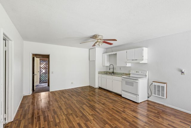 1980 McCarter Lane, Grants Pass, OR 97527