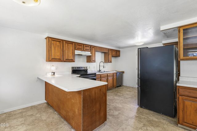 1980 McCarter Lane, Grants Pass, OR 97527