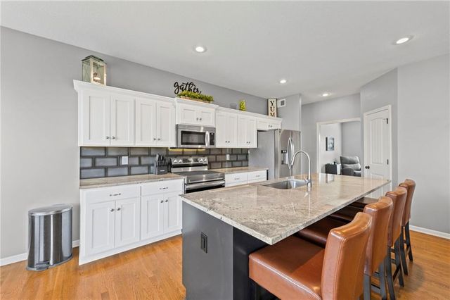 290 N Pecan Street, Gardner, KS 66030