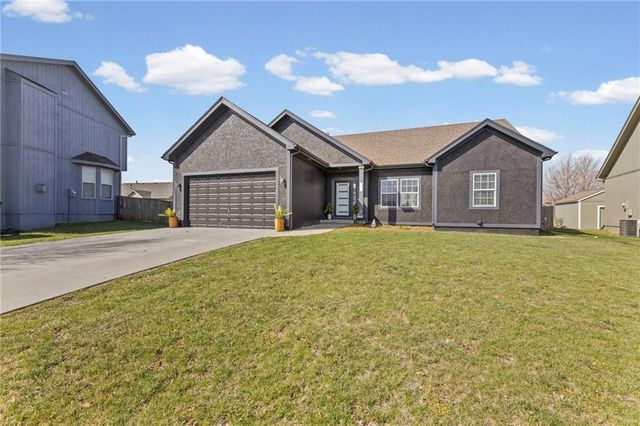 290 N Pecan Street, Gardner, KS 66030