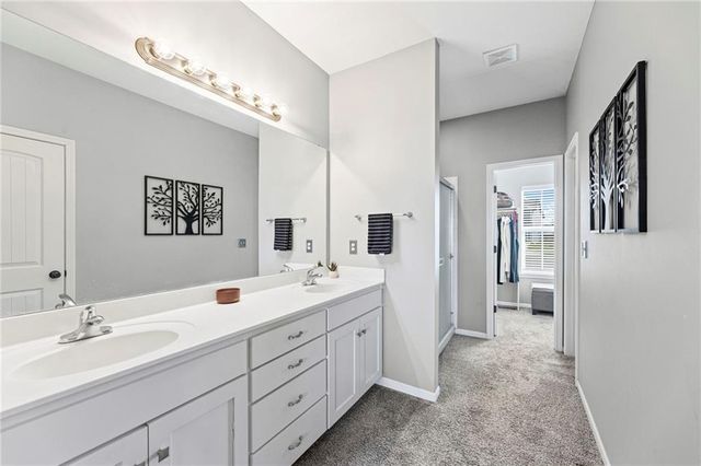 290 N Pecan Street, Gardner, KS 66030