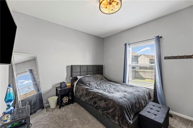 290 N Pecan Street, Gardner, KS 66030