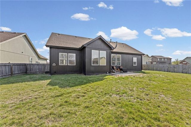 290 N Pecan Street, Gardner, KS 66030