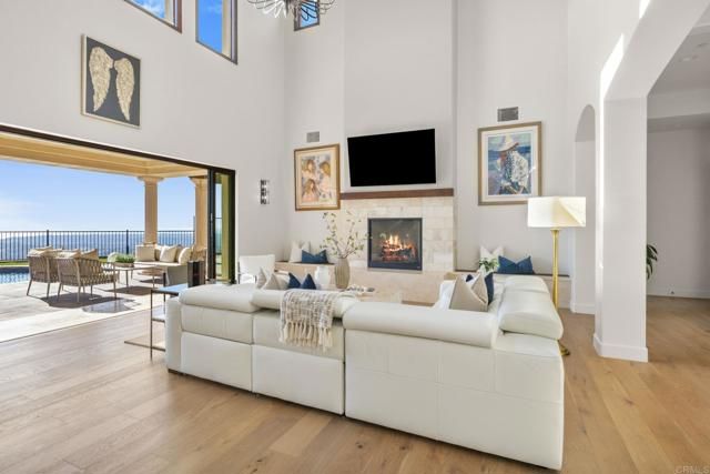 7795 Camino De Arriba, Rancho Santa Fe, CA 92067