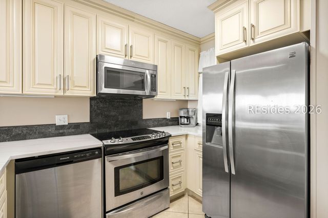 663 William Hilton Pkwy Apt 2406, Hilton Head Island, SC 29928