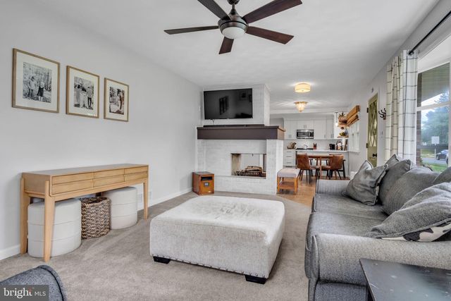 112 W GREEN STREET, Shiremanstown, PA 17011