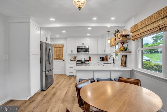 112 W GREEN STREET, Shiremanstown, PA 17011
