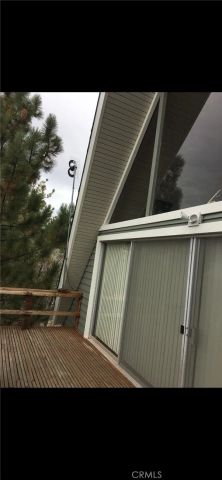 340 Bobcat Road, Green Valley Lake, CA 92314