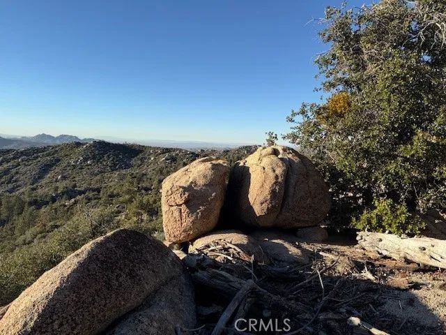 340 Bobcat Road, Green Valley Lake, CA 92314