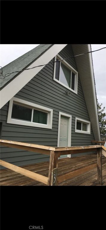 340 Bobcat Road, Green Valley Lake, CA 92314