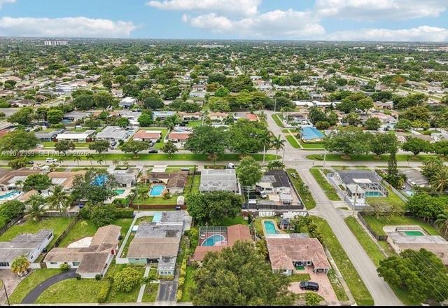 1812 N 45th Avenue, Hollywood, FL 33021